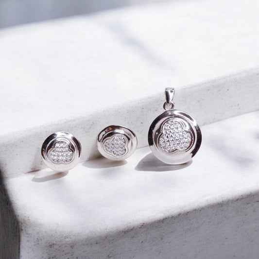 Sparkling Round Pendant Set