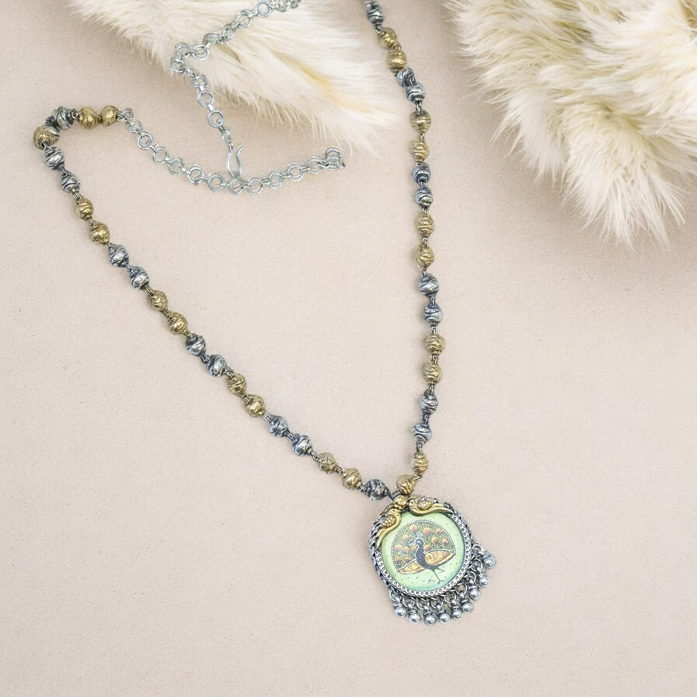Mor necklace