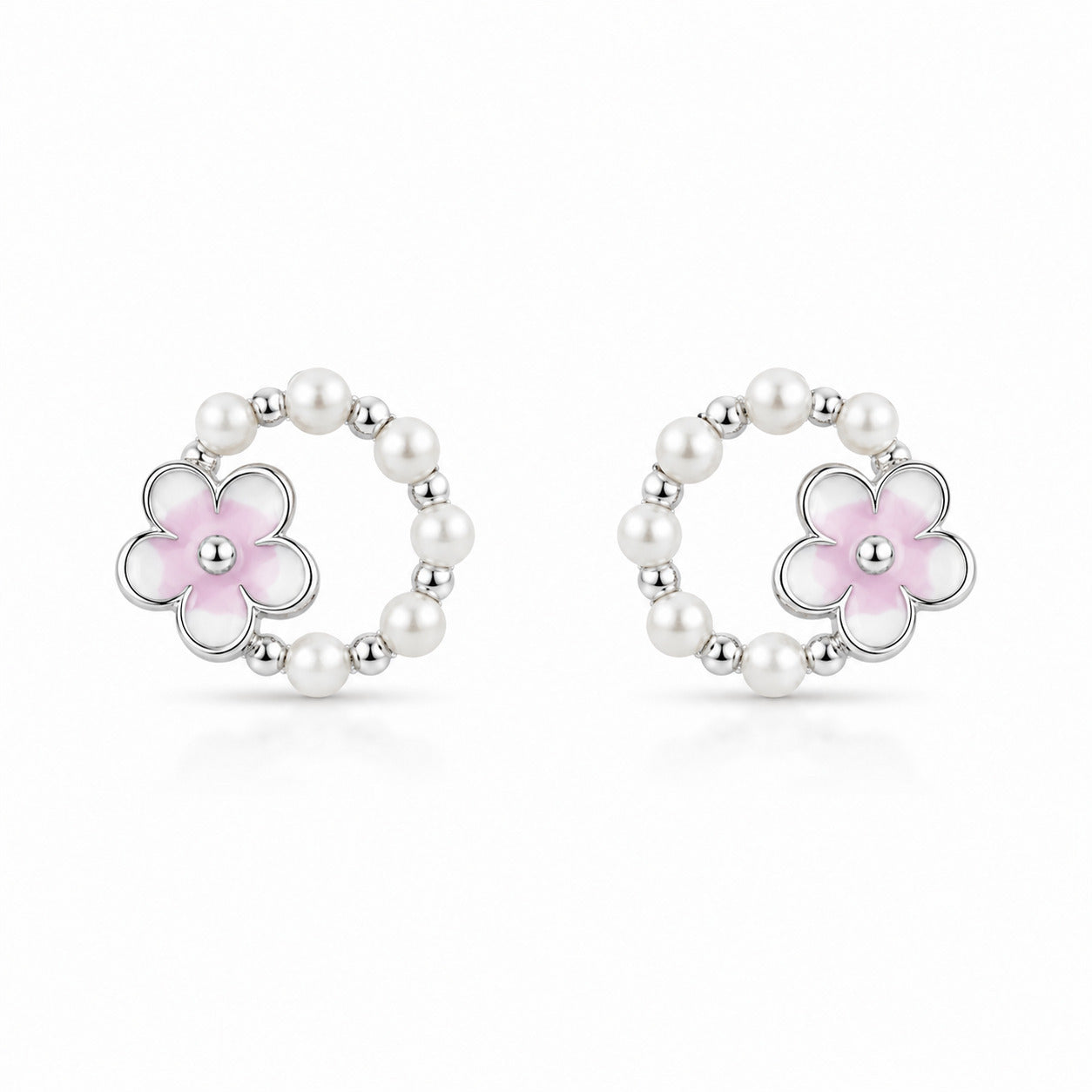 Pearl Blossom Circle Stud Earrings in 925 Sterling Silver