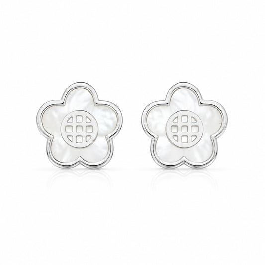 Mother of Pearl Flower Stud Earrings in 925 Sterling Silver
