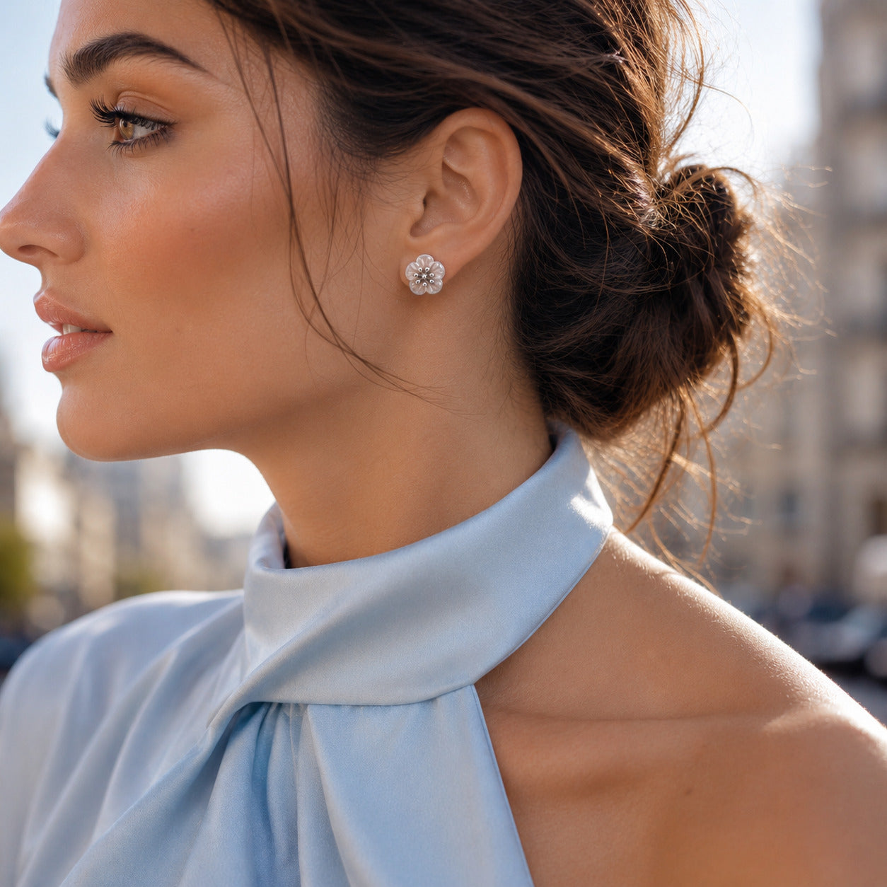 Mother of Pearl Blossom Stud Earrings in 925 Sterling Silver