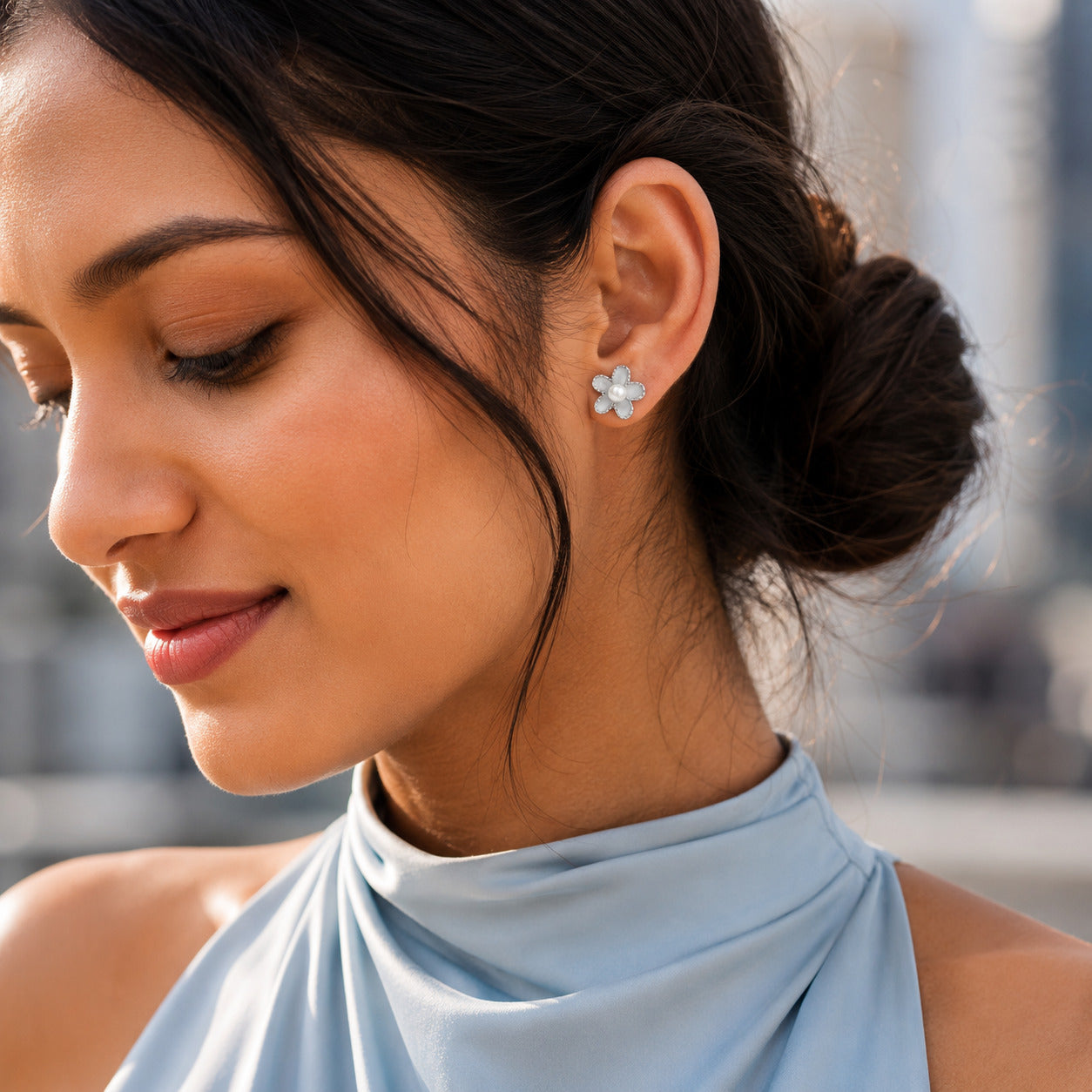 Pearl Flower Stud Earrings in 925 Sterling Silver